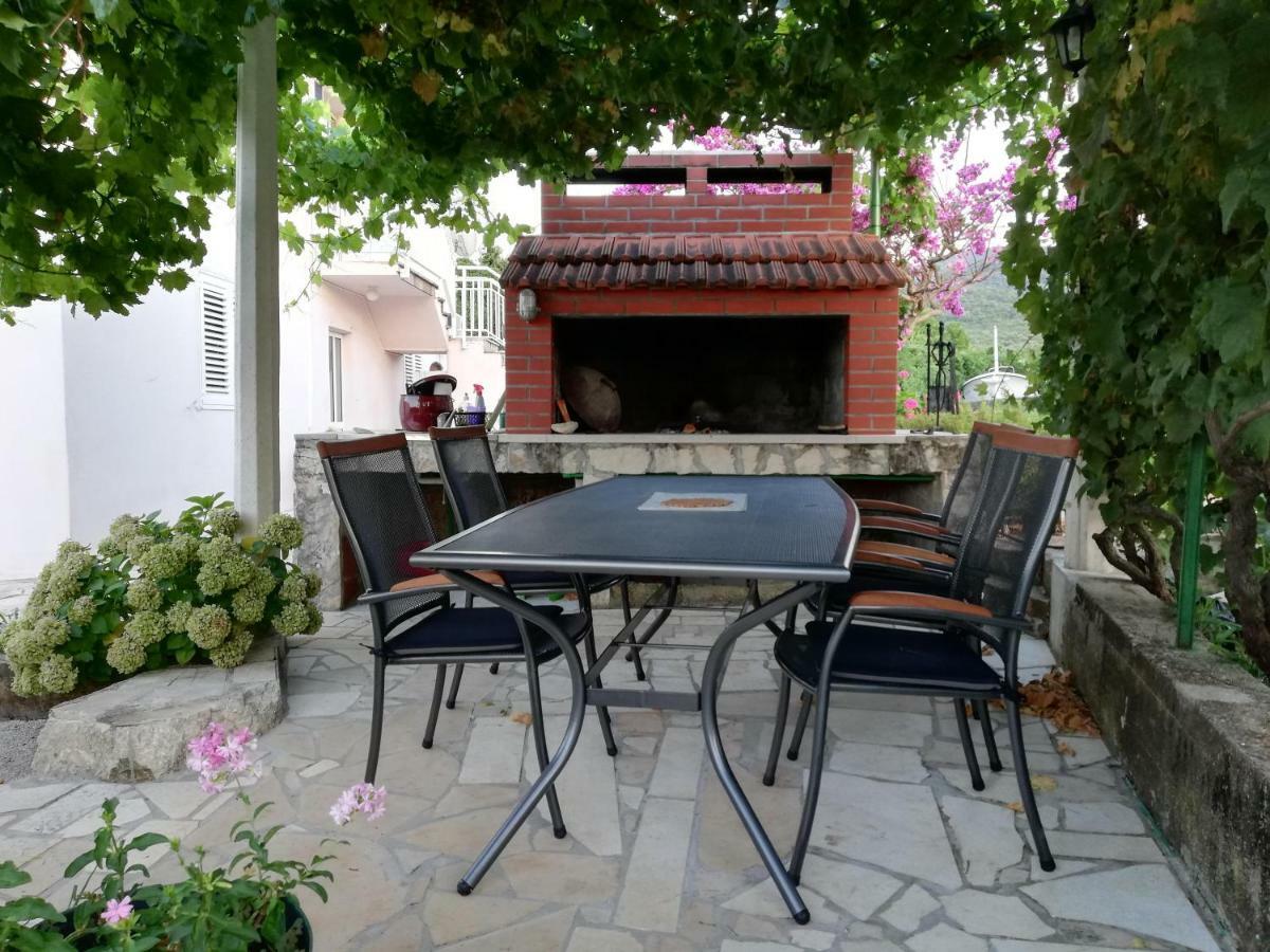 Fei Fei Apartments Račišće Εξωτερικό φωτογραφία